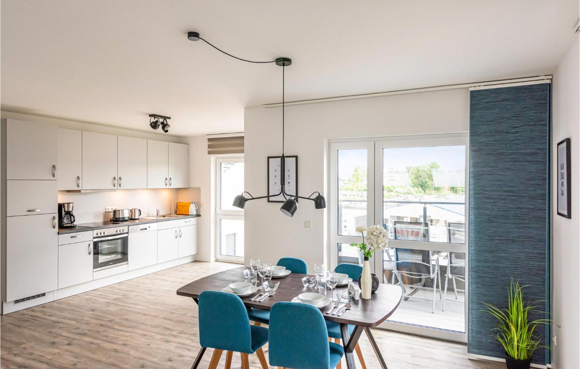Amazing Apartment In Rechlin With Kitchen Bagian luar foto